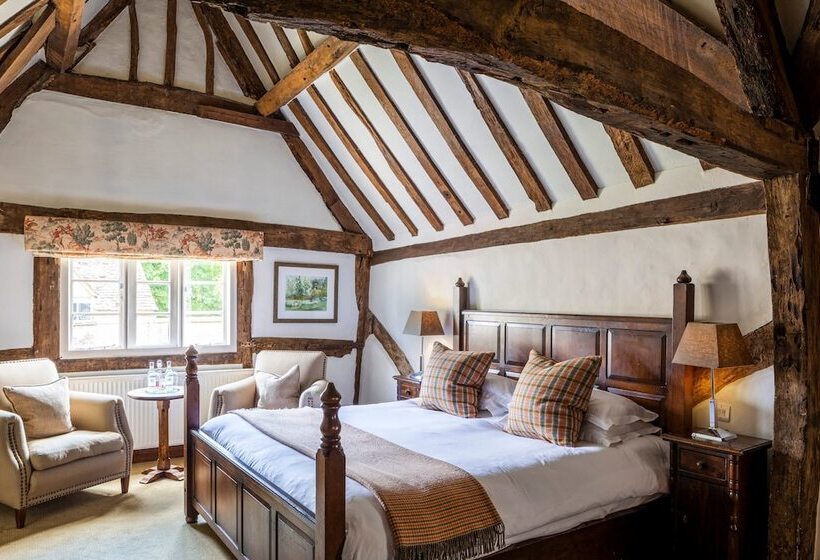 فندق فئة نجمة واحدة Old Swan