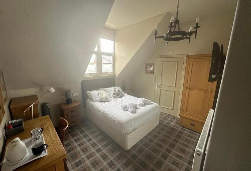 فندق فئة نجمة واحدة The Gamebird Beverley