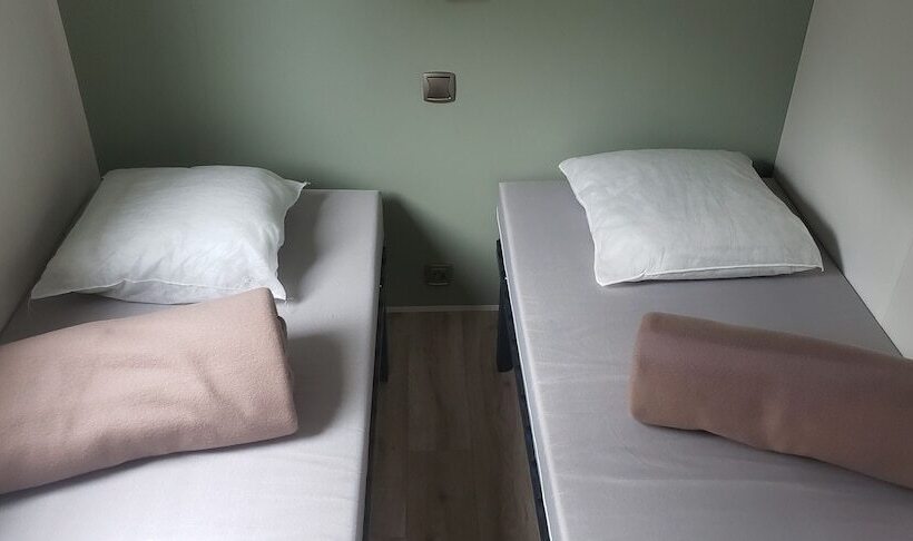 בית מלון כפרי Camping Des Bondons