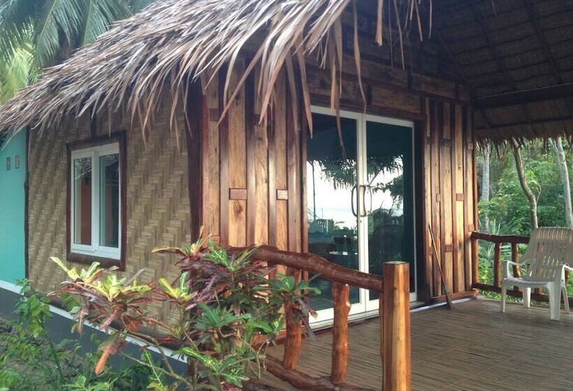 Отель Freeda Resort Koh Jum