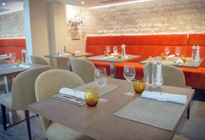 فندق Hôtel Lou Castelet