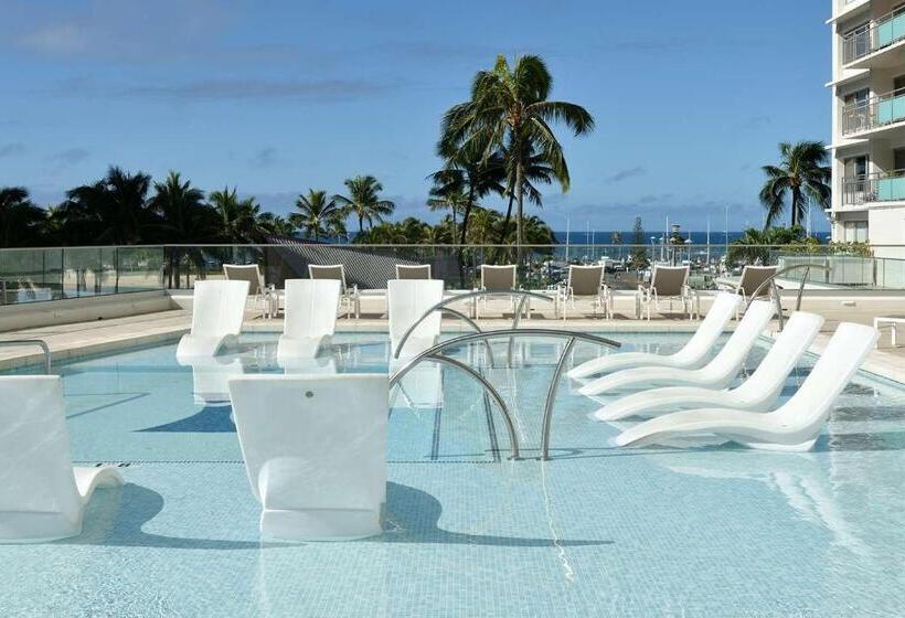 בית מלון כפרי Ilikai Lite