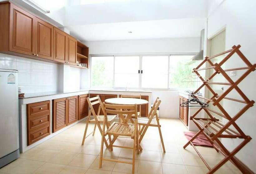 בית מלון כפרי Kohjum Sea Beach Resort