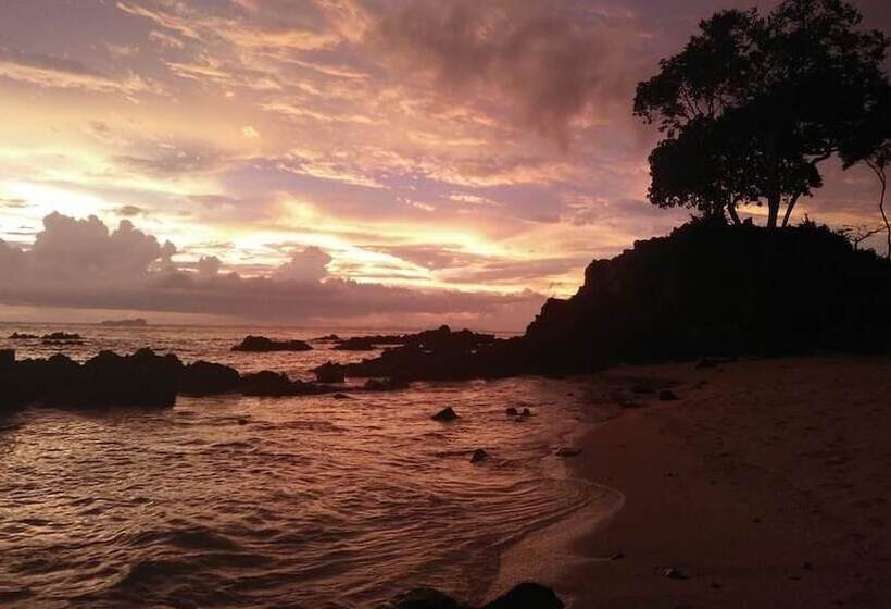 בית מלון כפרי Kohjum Sea Beach Resort