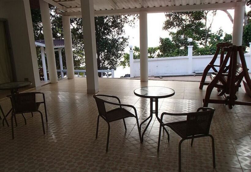 בית מלון כפרי Kohjum Sea Beach Resort