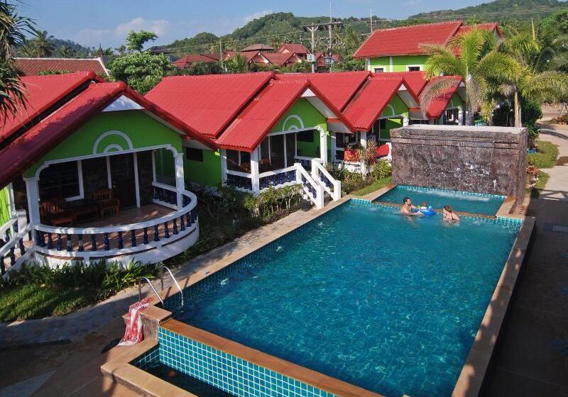 호텔 Lanta Nature Beach Resort