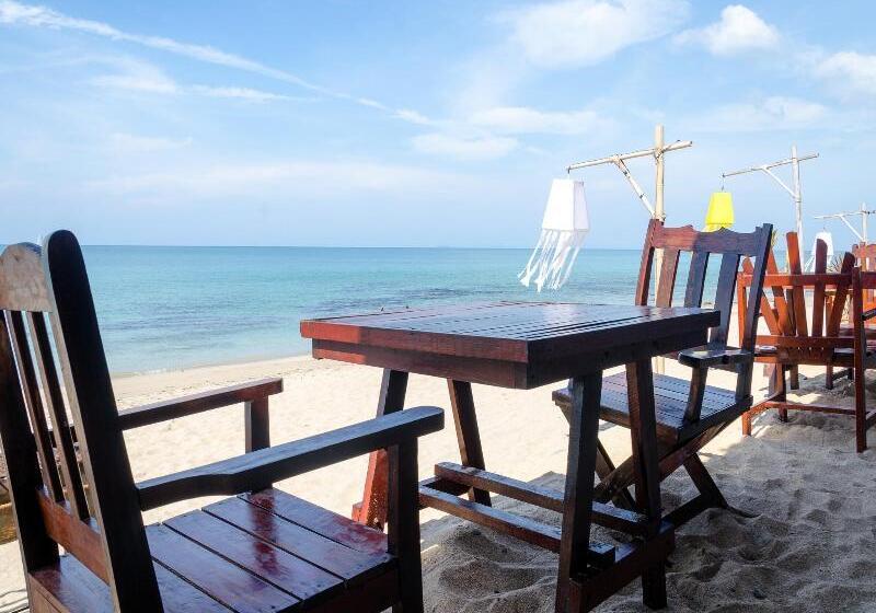 호텔 Lanta Nature Beach Resort