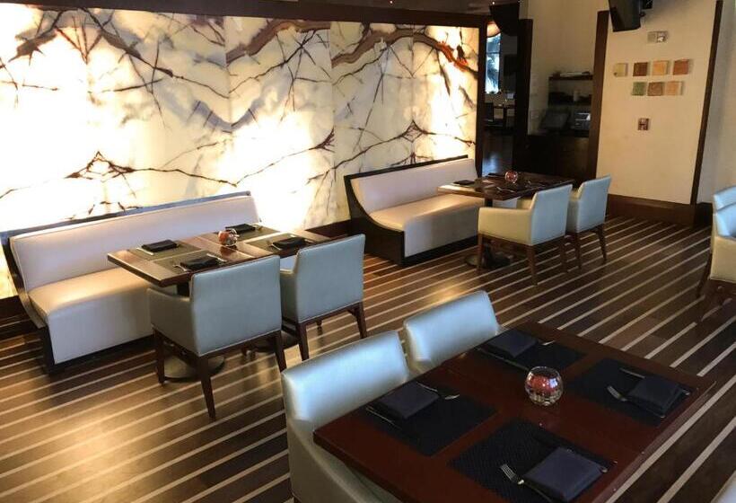 فندق Palm Beach Singer Island Resort & Spa Luxury Suites