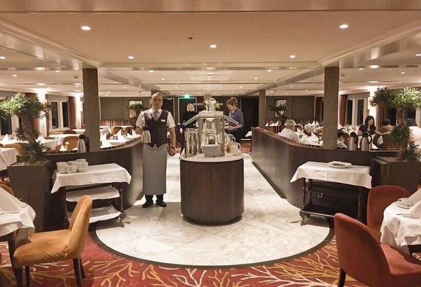 ホテル Select Ms Charles Dickens   Frankfurt