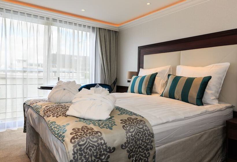 ホテル Select Ms Charles Dickens   Frankfurt