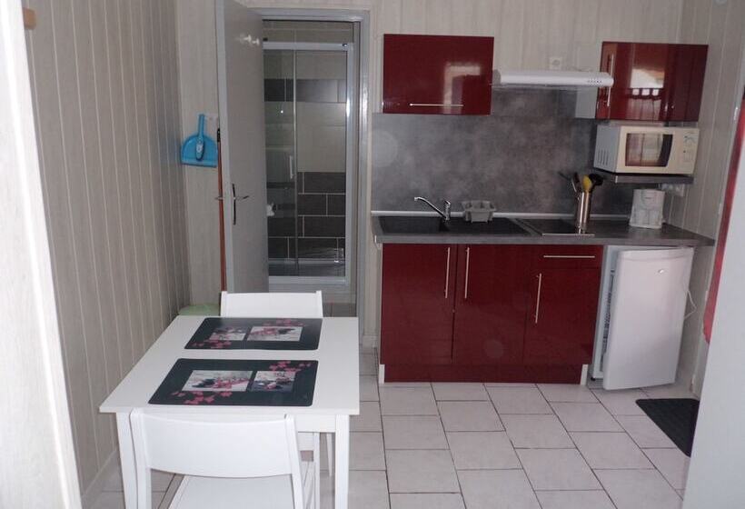 호텔 Studios Du Camping La Chenaie