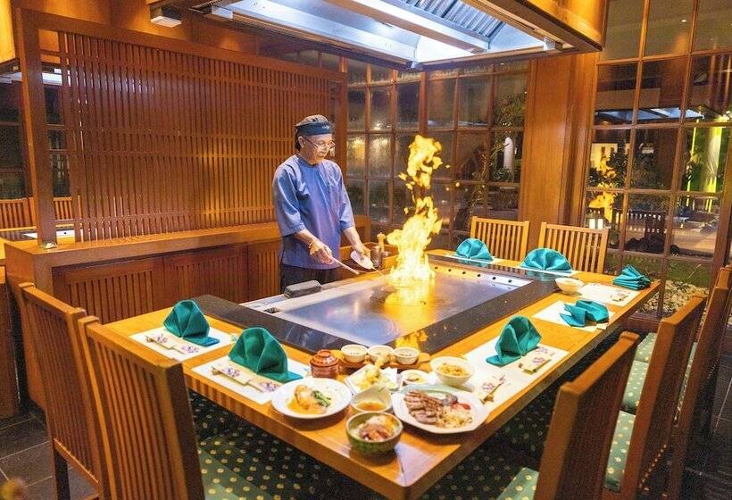 هتل The Ayodya Palace