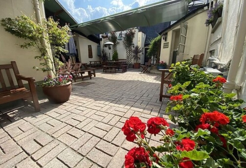 ホテル The White Hart