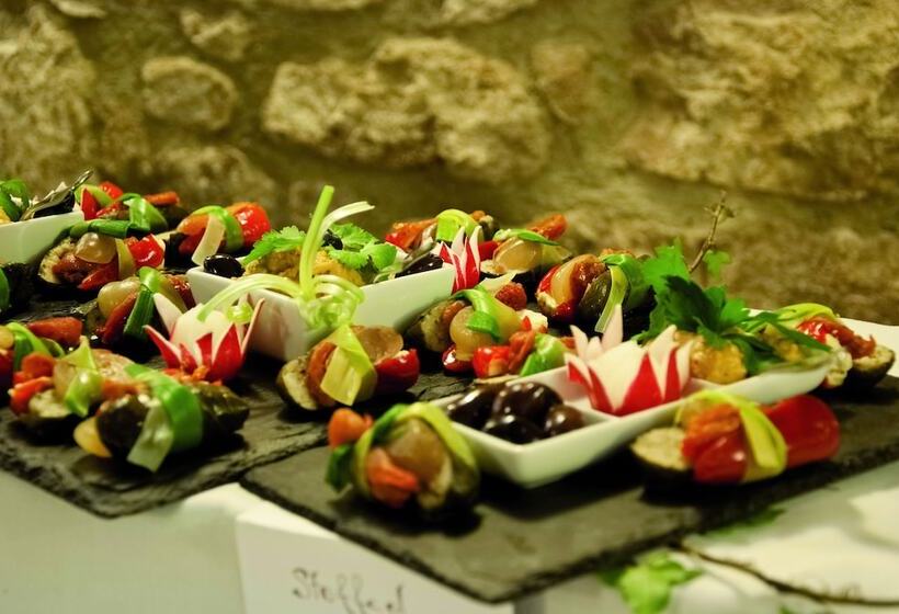 ホテル The White Hart