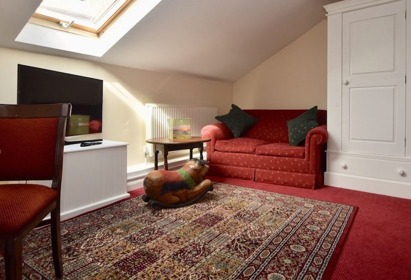 ホテル The White Hart