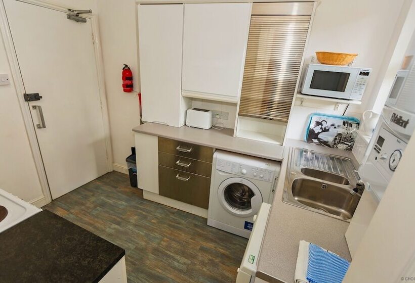 Ilfracombe Eden 2 Bedrooms