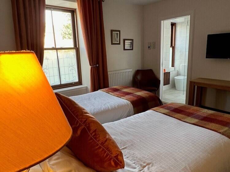 Пансион Fort Charlotte Guest House