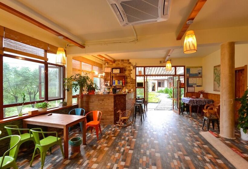 ペンション Moganshan Wild House