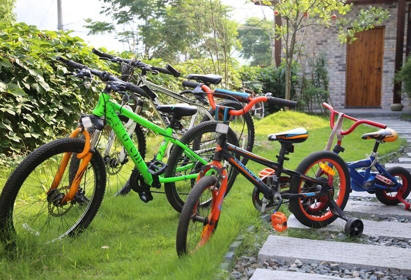 ペンション Moganshan Wild House