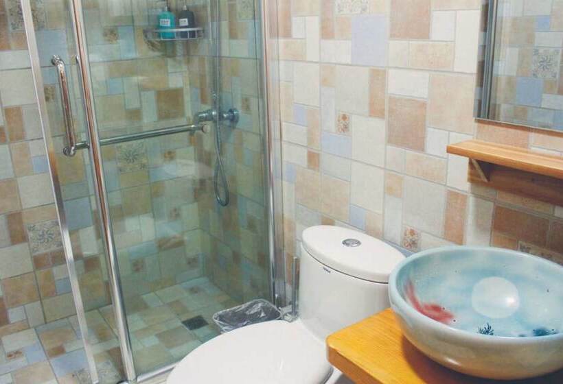 ペンション Moganshan Wild House