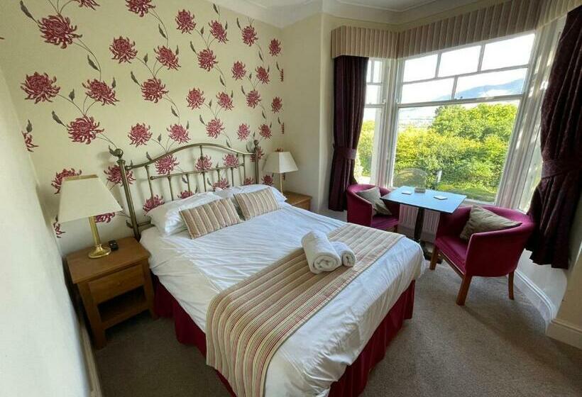 פנסיון Ouse Bridge House