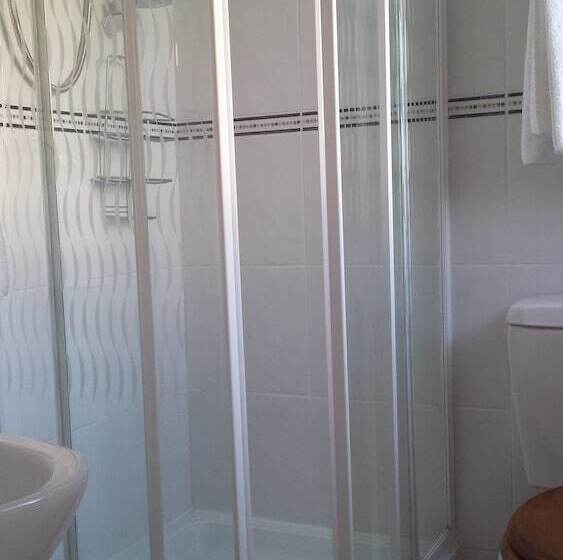 פנסיון Ouse Bridge House