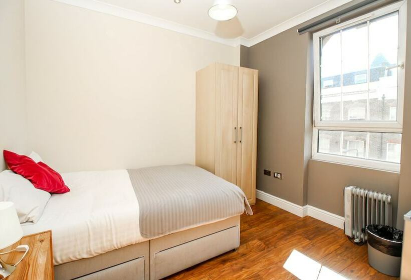 پانسیون Private Ensuite Room Liverpool Street
