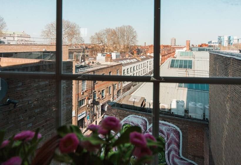 Пансион Private Ensuite Room Liverpool Street