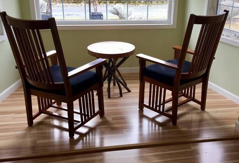 Racing Horse Ranch And Guest House With Golf