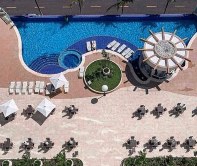 渡假胜地  Salinas Parks