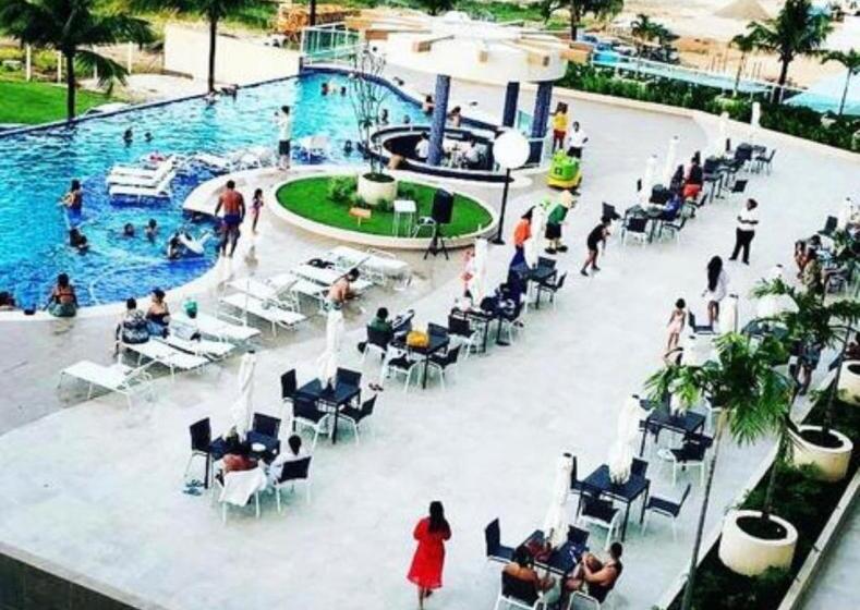 渡假胜地  Salinas Parks