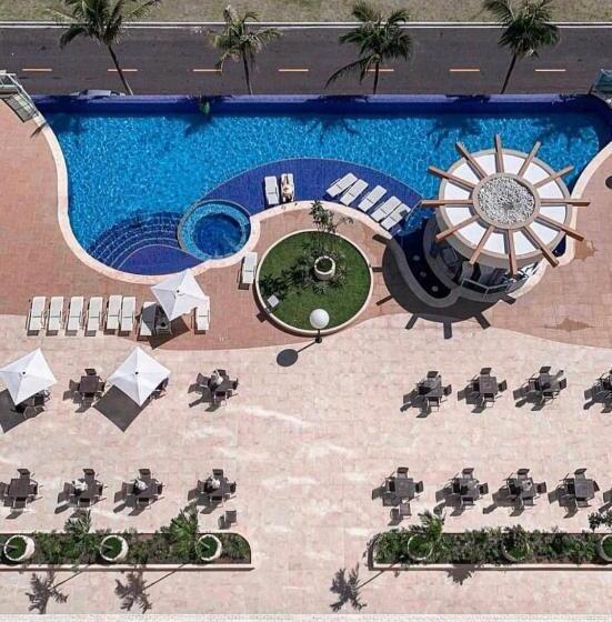 渡假胜地  Salinas Parks