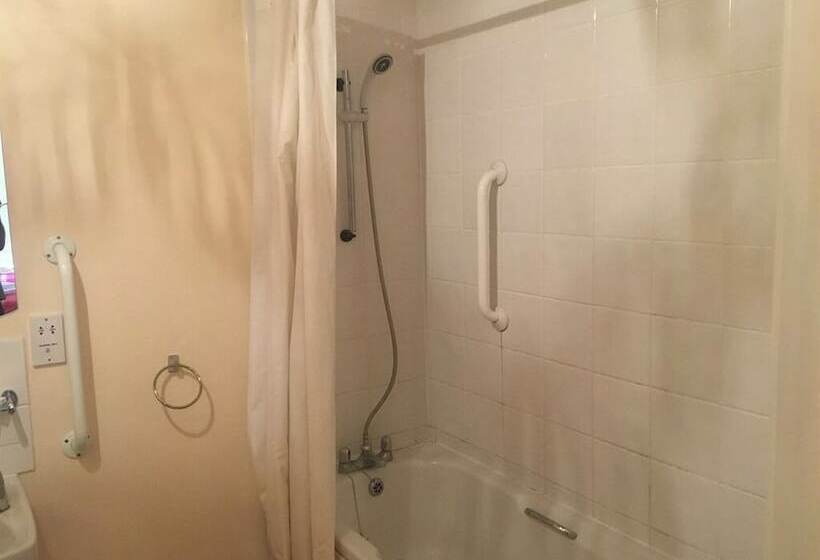 Bed and Breakfast Dickleburgh Crown