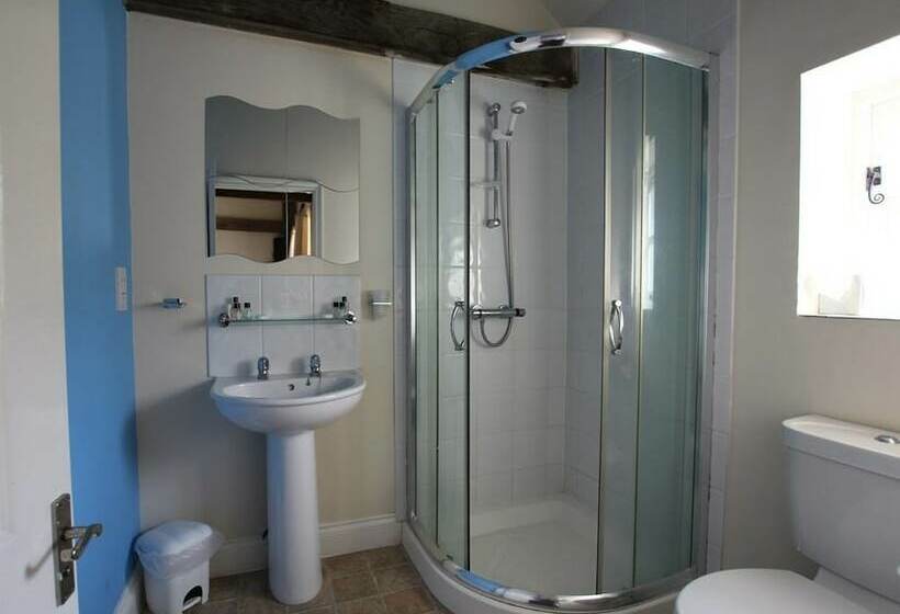 Bed and Breakfast Dickleburgh Crown