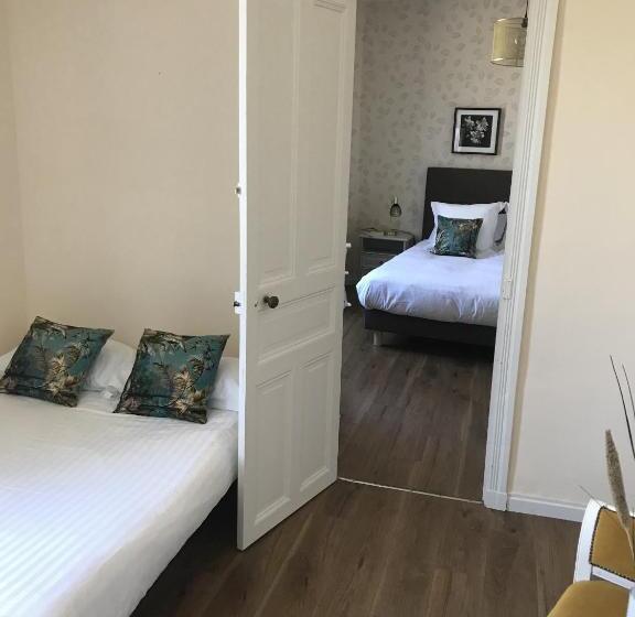 민박 La Maison De Louisette