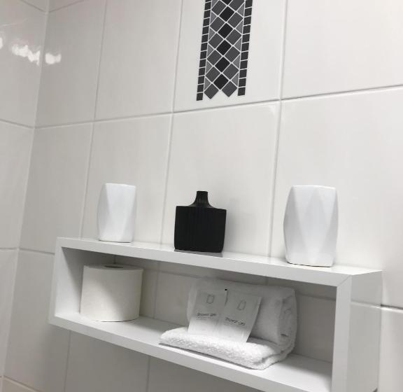 민박 La Maison De Louisette