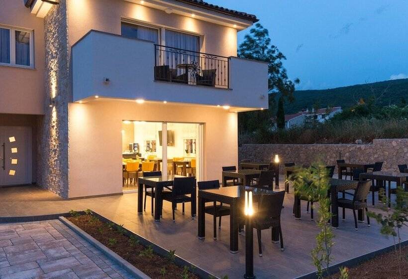 Bed and Breakfast Villa Maris Punat