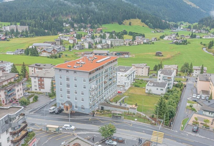 酒店 Alpine Inn Davos