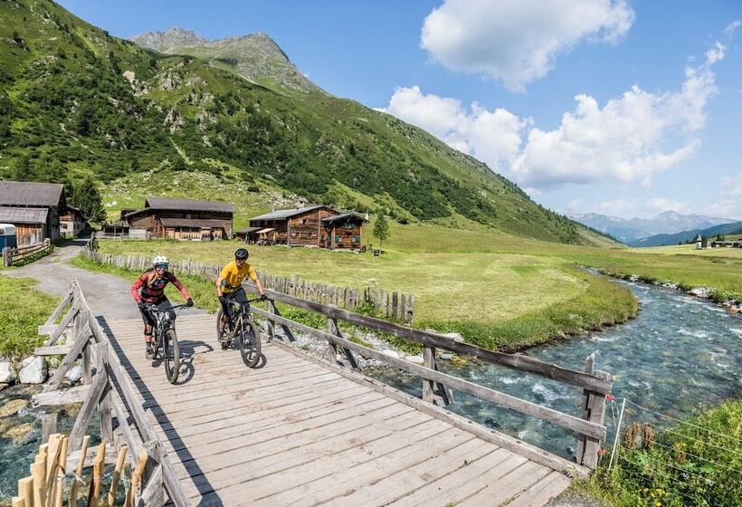 호텔 Alpine Inn Davos