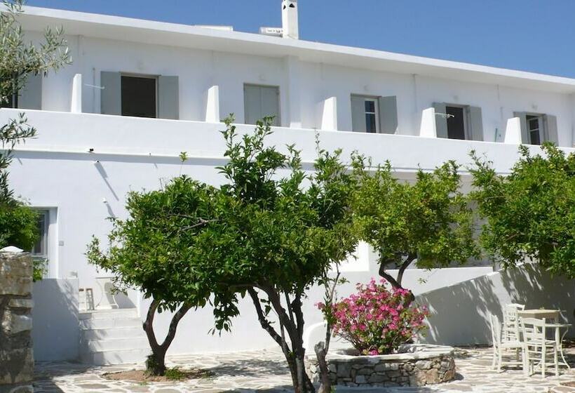 فندق Anezina Village