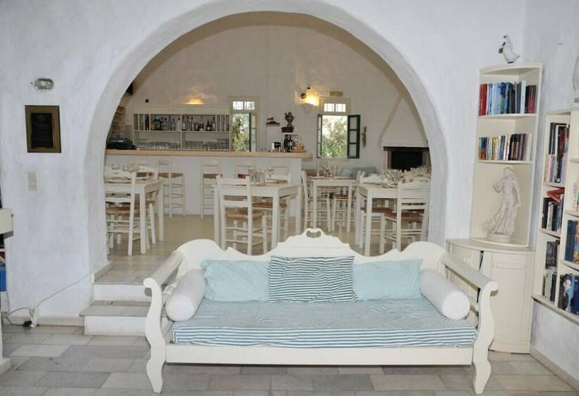 فندق Anezina Village