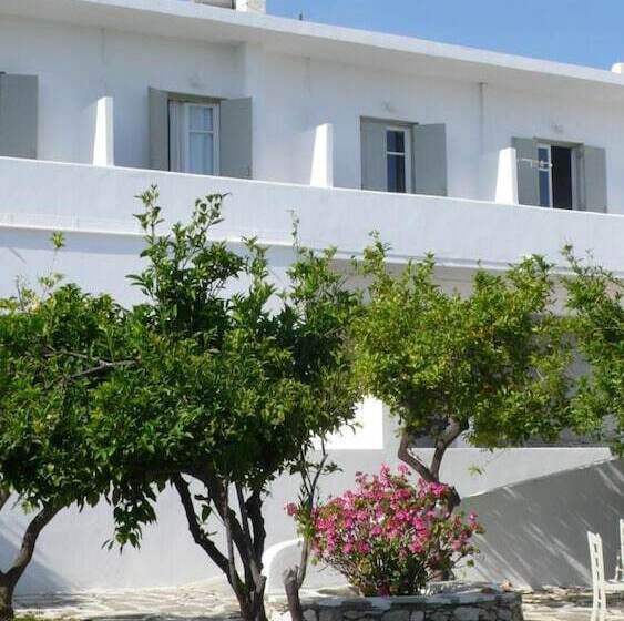 فندق Anezina Village