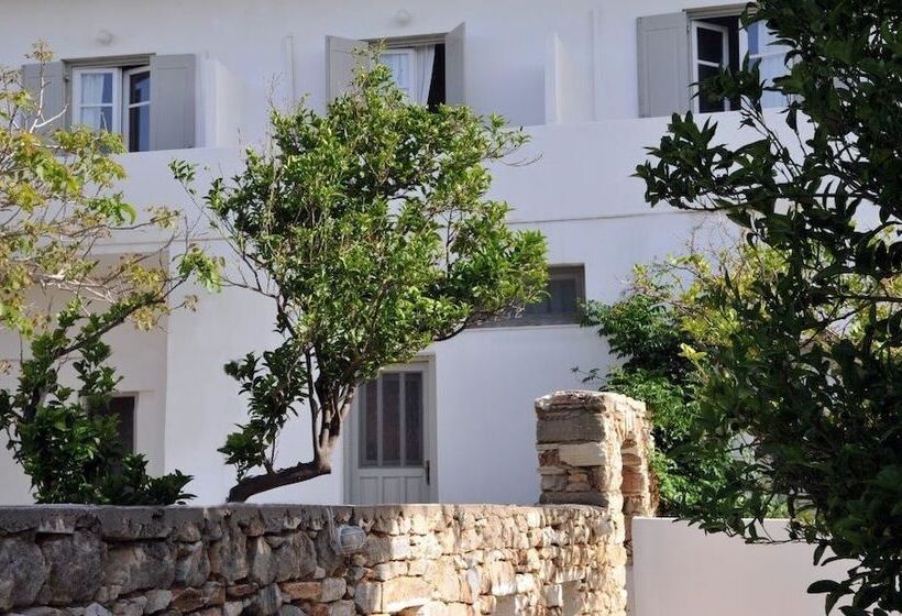 فندق Anezina Village