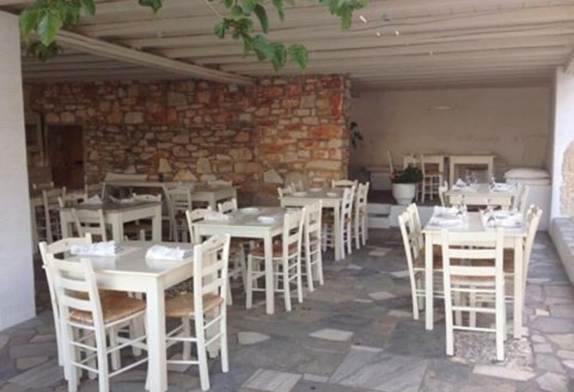 فندق Anezina Village