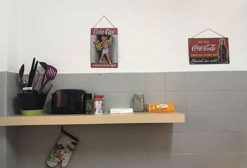 هتل Apartamento Horta Sta María   107b