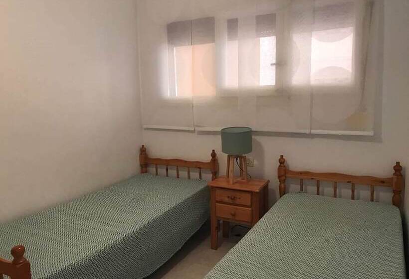 هتل Apartamento Horta Sta María   107b