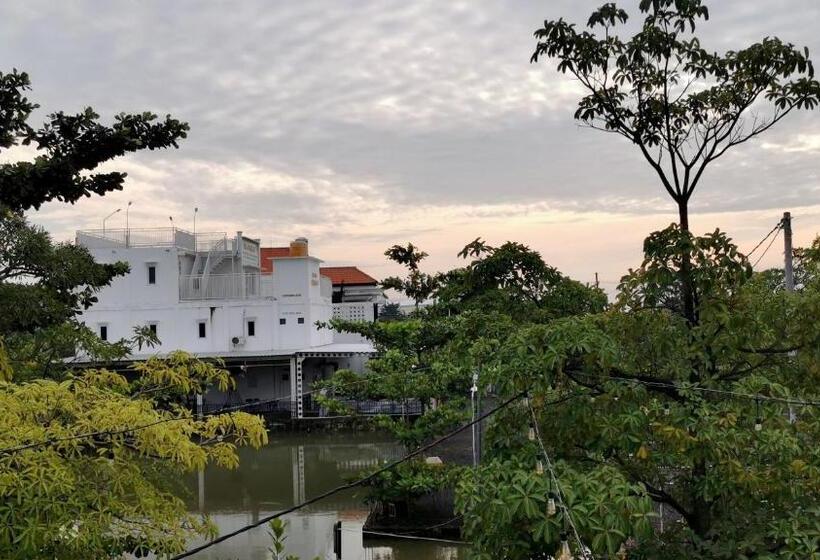 Отель Aqiilah Syariah