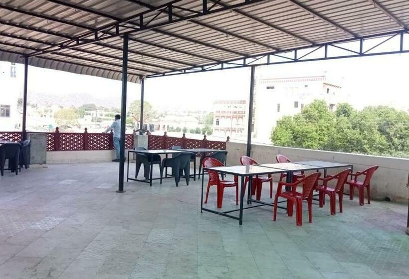 فندق Brahma Flower