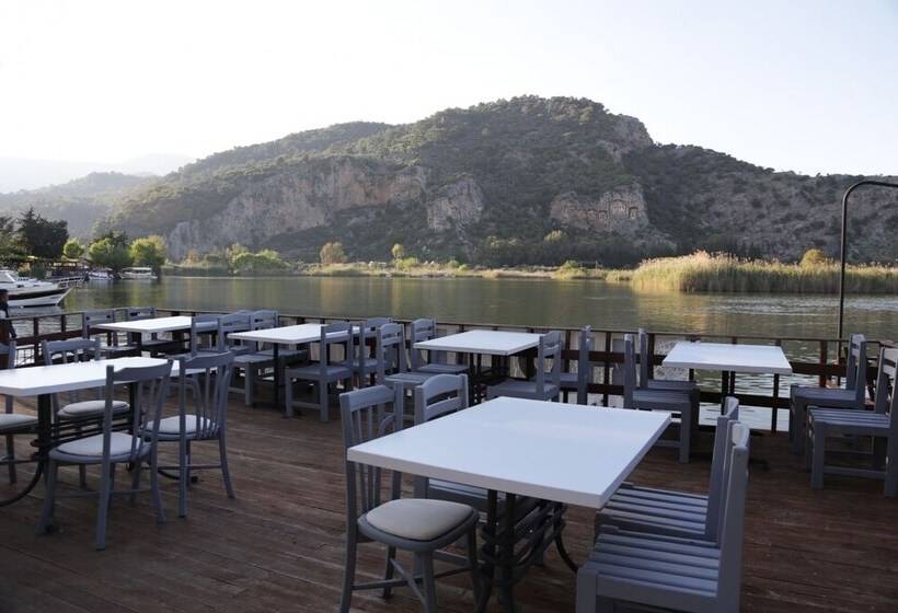 هتل Dalyan Holiday