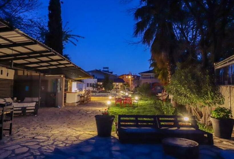 هتل Dalyan Holiday